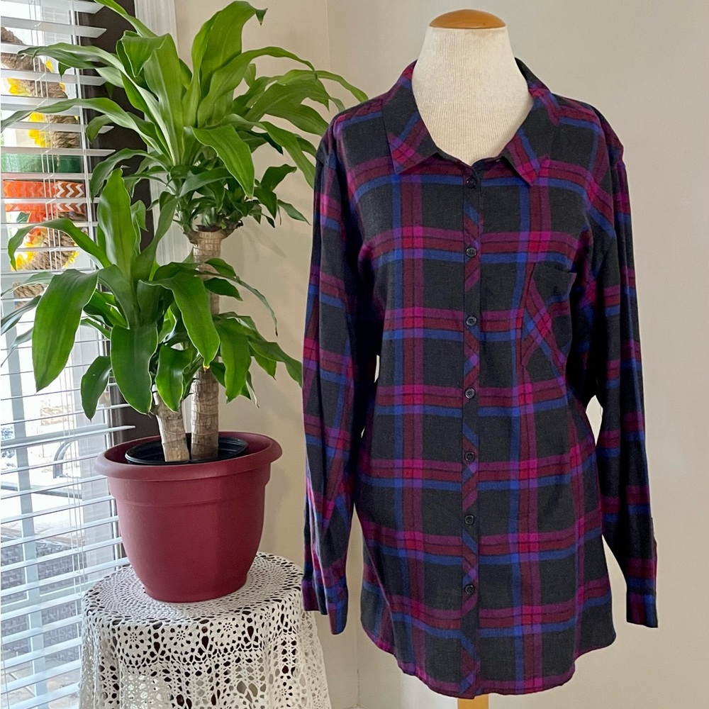 NWT Catherines 4XL Long Sleeve Button Down Shirt